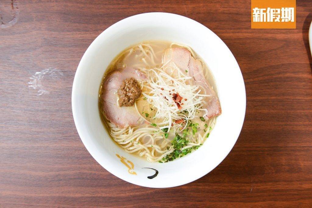 又一城餐廳 又一城餐廳2023｜貝汁鹽味拉麵。這個米芝蓮星級推介拉麵，用上日本進口海鹽、自家熬製蜆湯、清魚湯及豚骨湯等製成，湯底充滿鮮味。