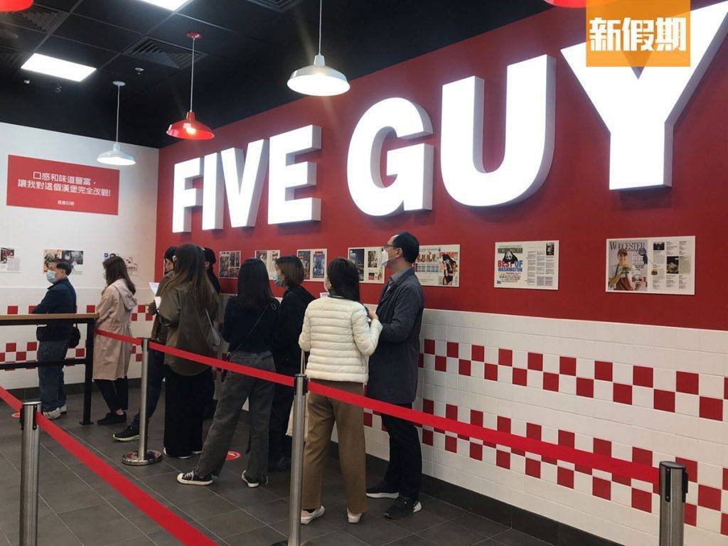 Five Guys 有網友指出自己去Five Guys、Subway這些快餐店會講中文。