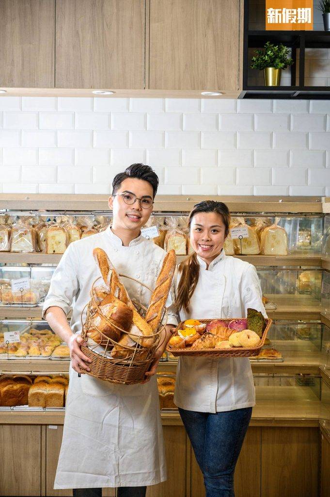 千層生吐司 享樂烘焙是一對小情人Vincent及Shuie所開，定時推出不同麵包和甜品款式。
