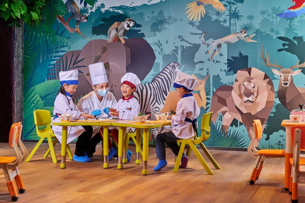 珠海親子遊 「橫琴凱悅酒店」提供493客房及套房，當中有2款以「宇宙出發」及「動物世界」為主題的家庭主題客房，同時傾力打造兒童歡樂世界。