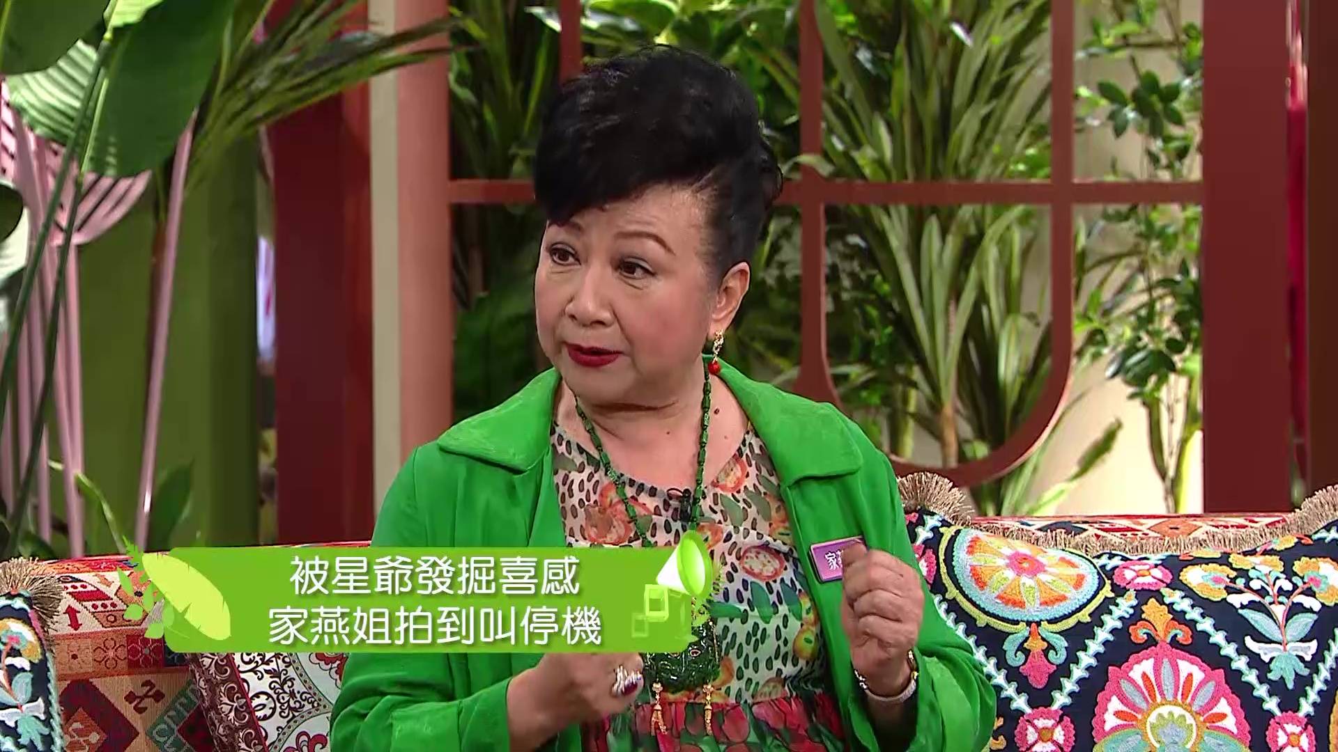 家燕姐亲揭拍摄《食神》珍贵花絮。（图片来源：TVB）