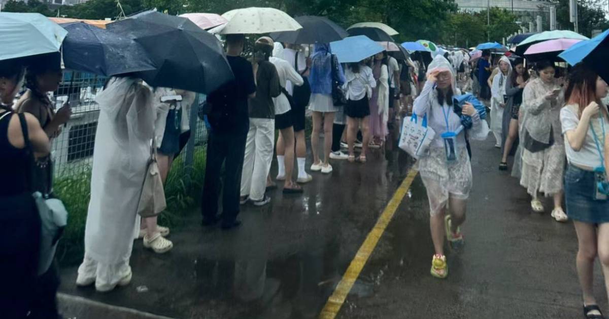 香港黃色暴雨警告下的極速乾鞋大法