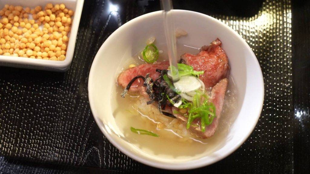 黑毛和牛茶漬飯（圖片來源：《感動味蕾美食餐廳100強 - 關西篇》@TVB）