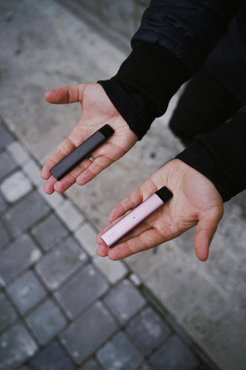電子煙 (圖片來源:pexels@olenkabohovyk)