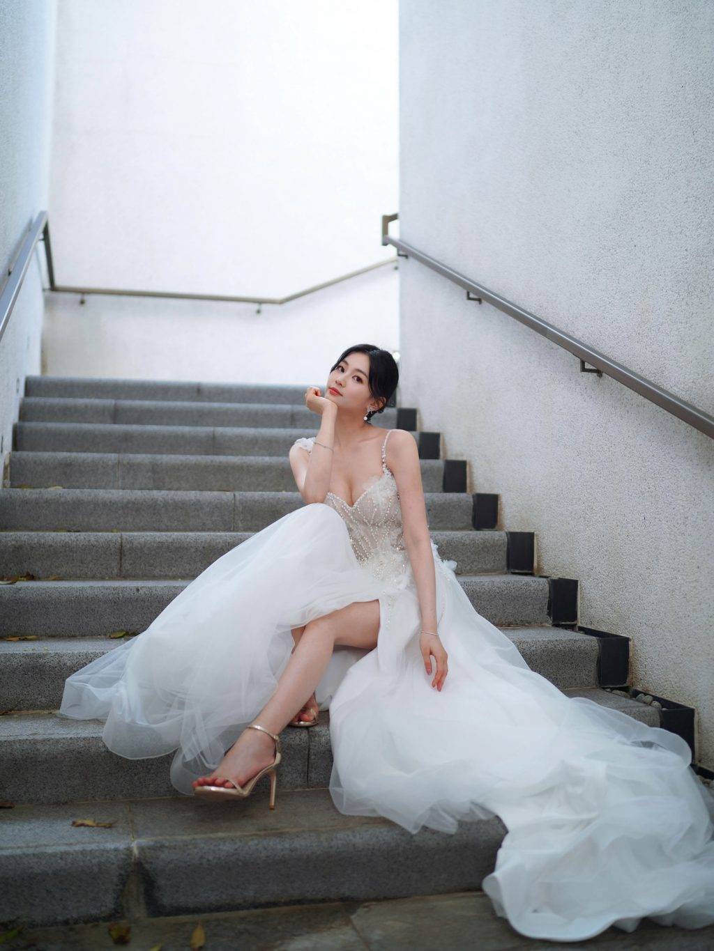 郭柏妍 靚女 郭柏妍近日更著上禮服,大騷Fit爆身形!(圖片來源:IG@rositakpyy)