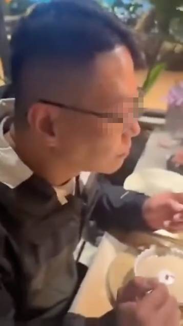 捉姦 渣男依然保持沉默,港女繼續斥責:「你無嘢講啦,係咪啊?!」(圖片來源:Threads截圖)