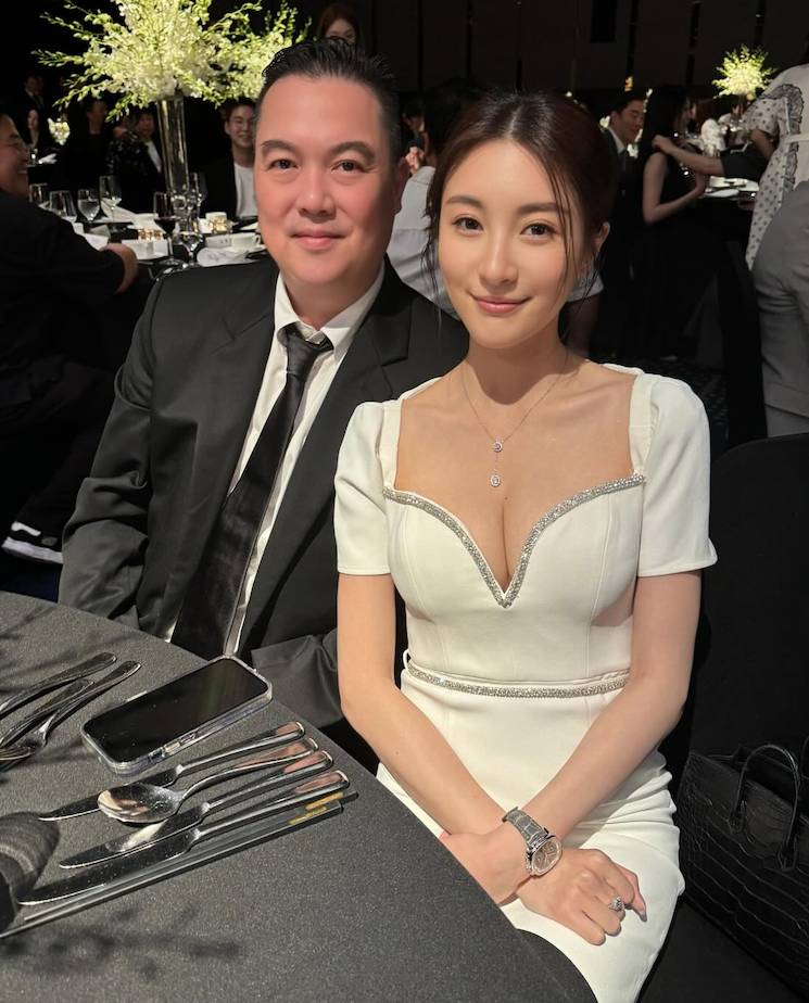 林夏薇 視后 林夏薇老公莫贊生據傳身家高達20億,不過近年就屢傳經濟出現問題。(圖片來源:ig@rosinalam)