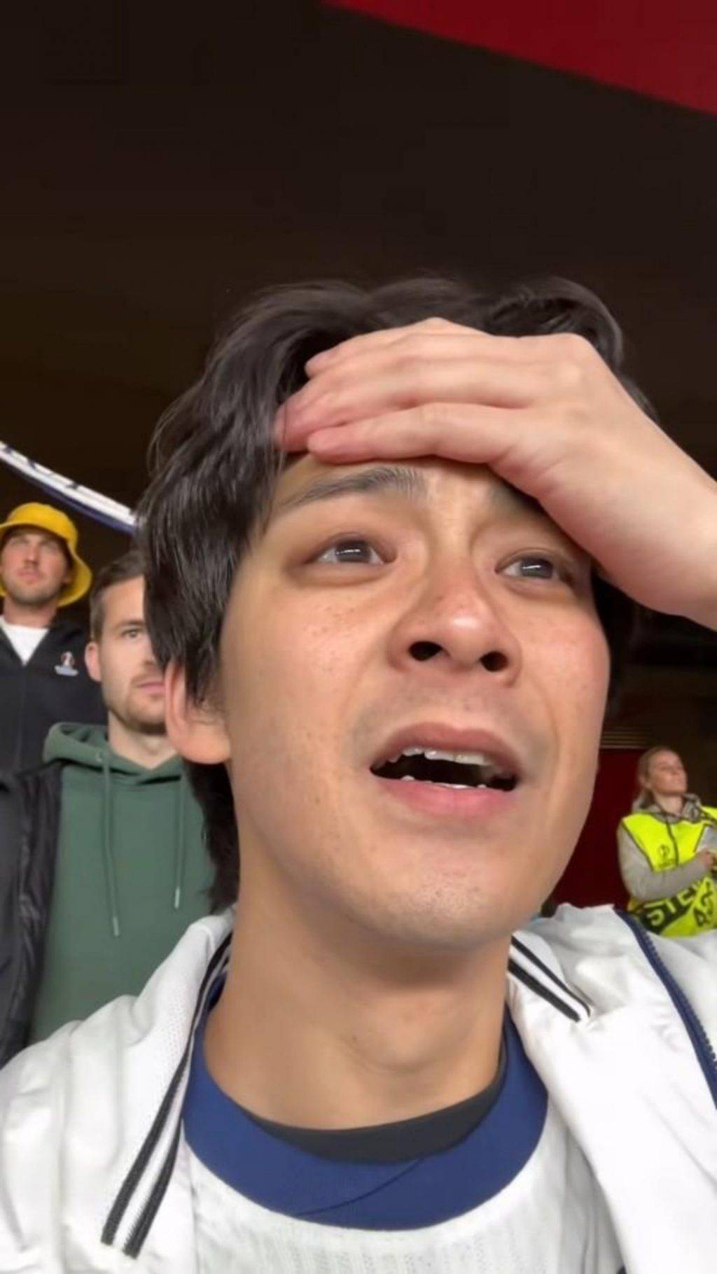 余德丞 Dickson自拍補時七分鐘精華,激動見証愛隊熱刺奪得歐霸盃冠軍。(圖片來源:IG@yuduck)