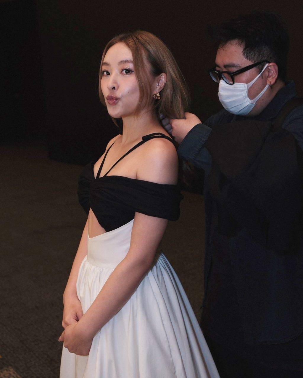 陳瀅 連換兩套造型的陳瀅,獲網友大讚真人靚過上鏡。(圖片來源:IG@missjni)