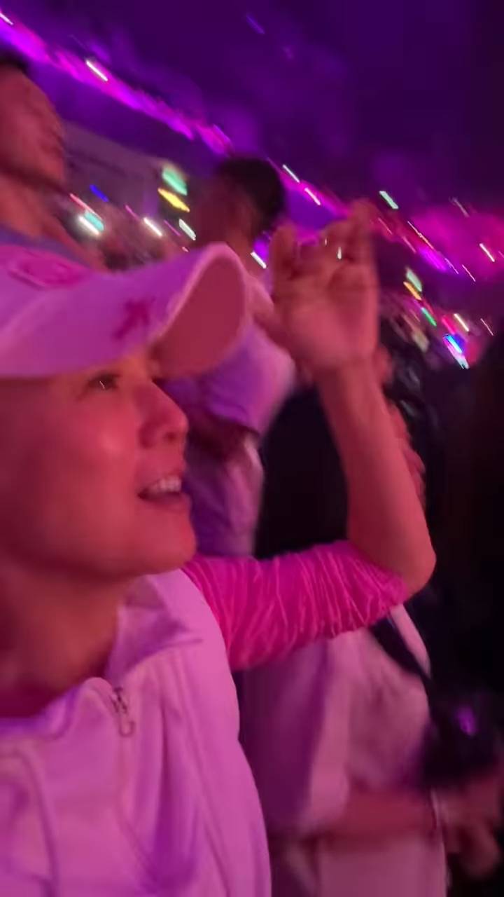 吳文忻 近來身體見好轉的吳文忻亦有現身支持,她在社交網分享片段!(圖片來源:IG@nat_ng_nat)