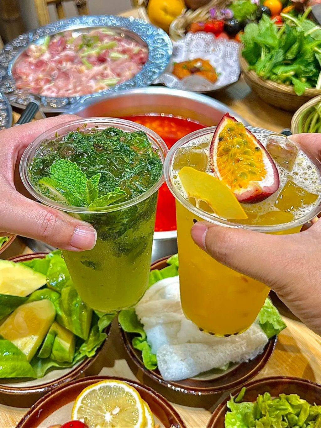 果酸湯火鍋 深圳 (圖片來源:小紅書@蓝家的小姐妹)