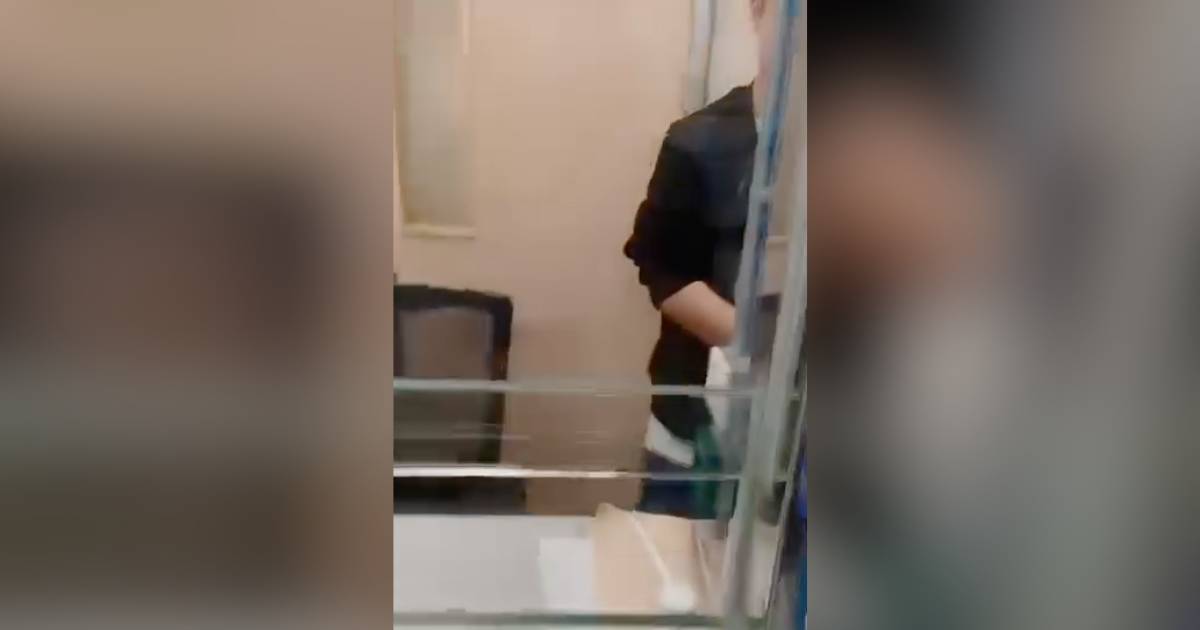 有片｜公屋女疑因1事被房屋署收樓 大鬧辦事處爆粗怒罵職員：傻X咗啊！