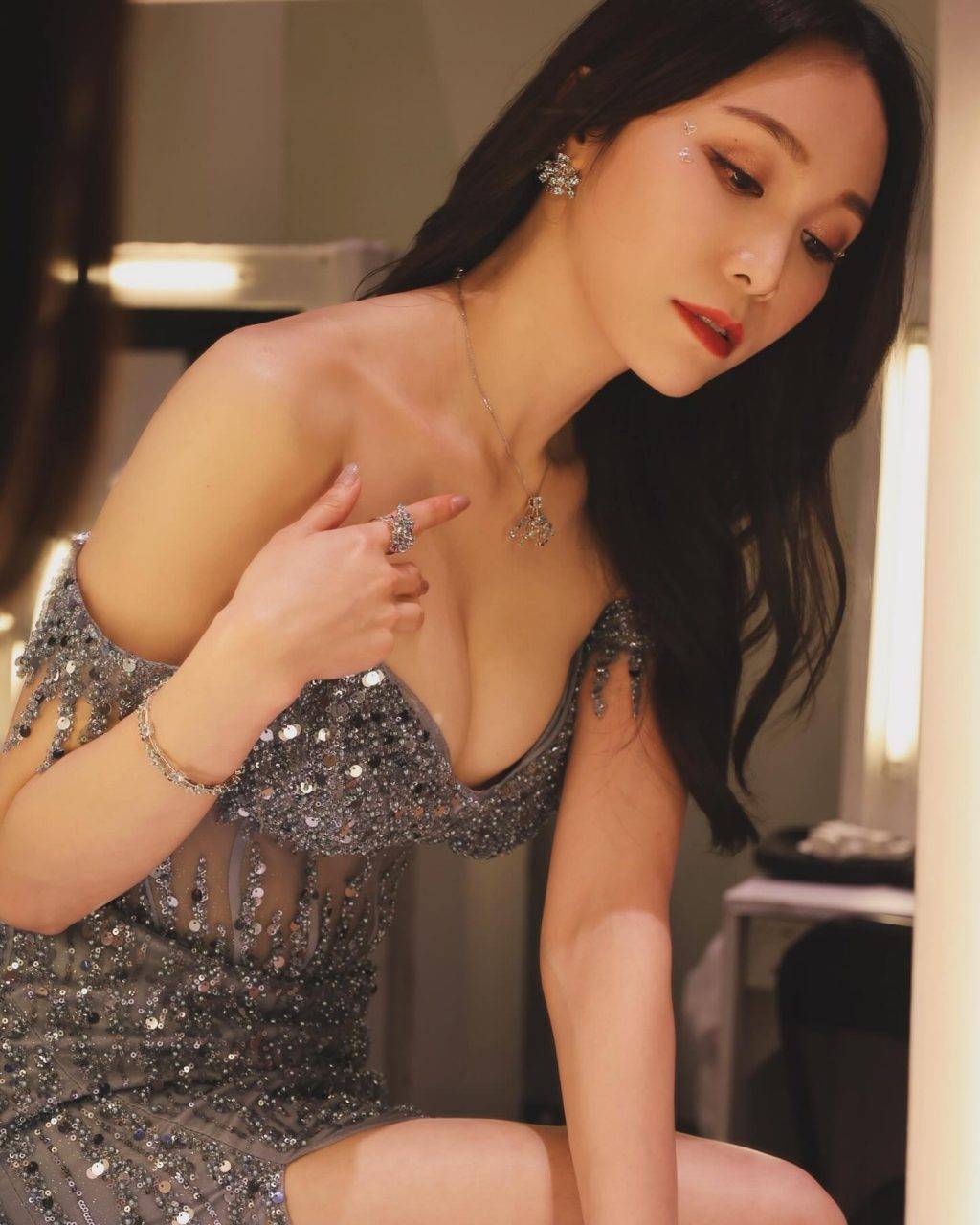 鄧伊婷 御用姣精 (圖片來源:ig@irinateting)