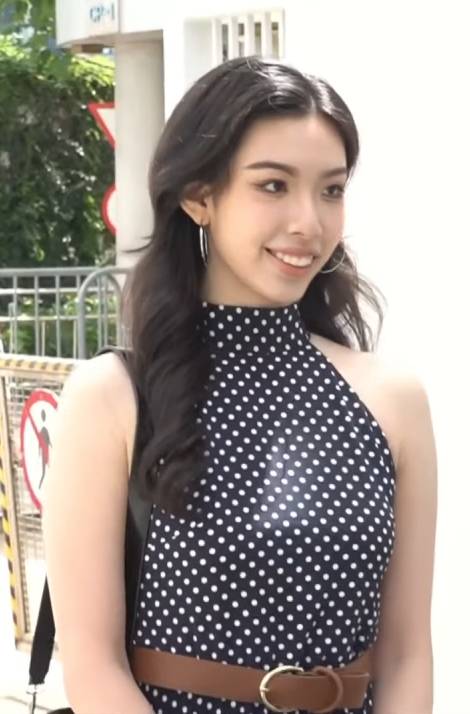 香港小姐2025 首輪面試 Debby。(圖片來源:TVB娛樂新聞台)