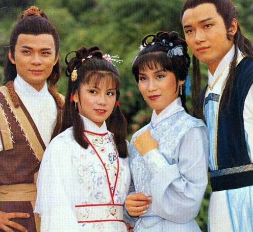 黃日華 李珊珊 當年《射鵰英雄傳》中,黃日華、翁美玲、苗僑偉飾演的郭靖、黃蓉和楊康,都被網民視為經典。(圖片來源:TVB)