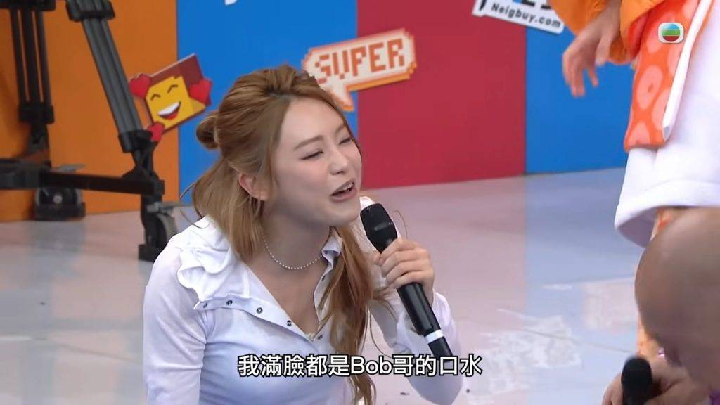 女神配對計劃 事後Sophie投訴被Bob噴到滿面口水!(圖片來源:TVB)
