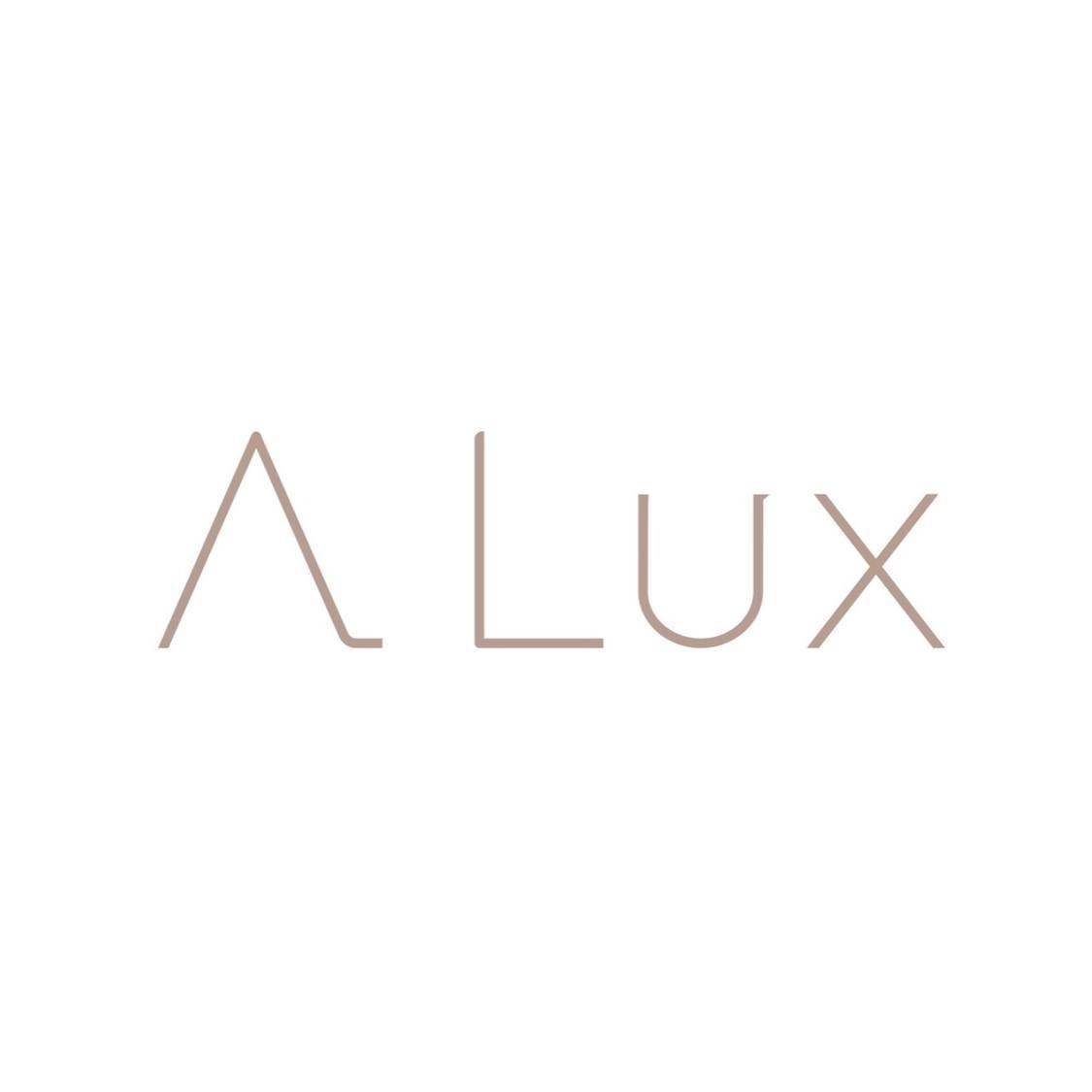 推介|. A Lux
