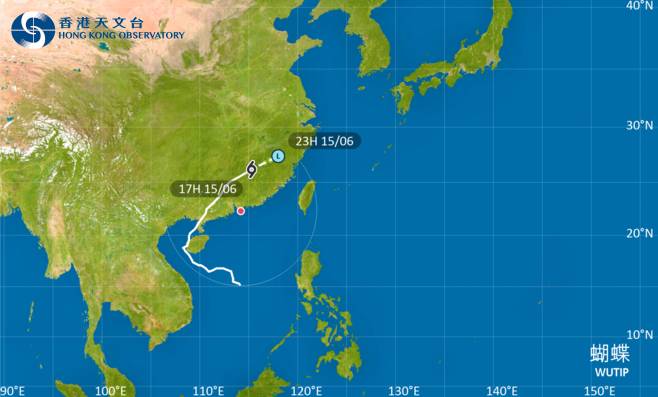颱風蝴蝶最新消息｜天文台颱風路徑預測！掛3號風球機率有幾大？