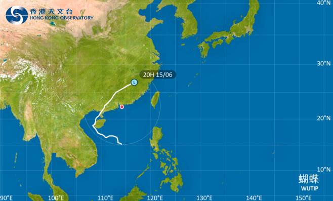 颱風蝴蝶最新消息｜天文台颱風路徑預測！掛3號風球機率有幾大？