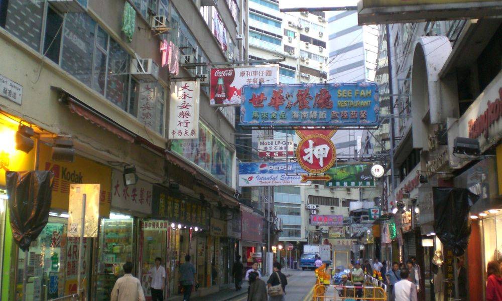 尖沙咀樓上舖迷暈劫案｜30歲疑犯潛逃至曼谷後被遣返香港