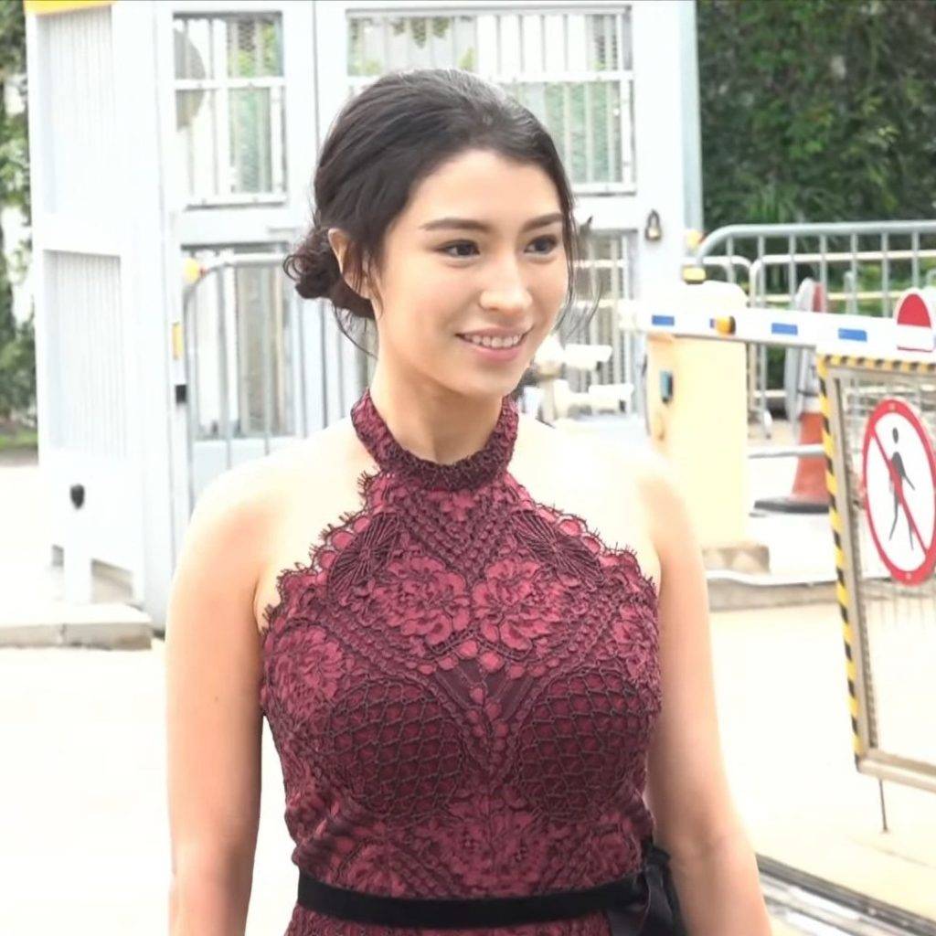香港小姐2025 首輪面試 Angela,26歲,香港人,於投行做交易,自稱「高齡港姐」(圖片來源:TVB)
