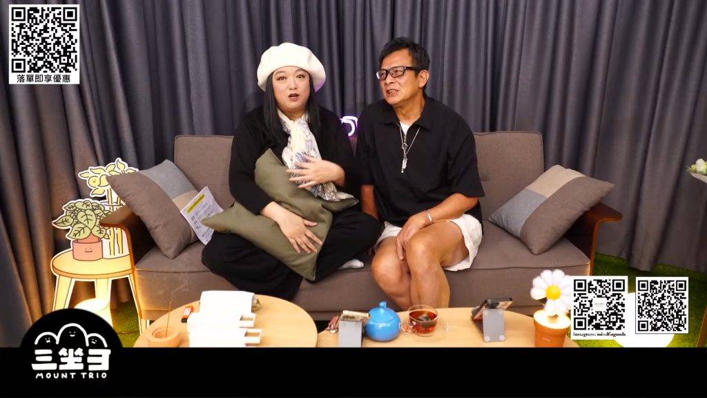 黃日華 李珊珊 黃日華罕有現身李珊珊直播節目。(圖片來源:Youtube@三坐山 Mount Trio)