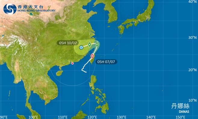 颱風丹娜絲最新消息｜天文台颱風路徑預測！掛3號風球機率有幾大？