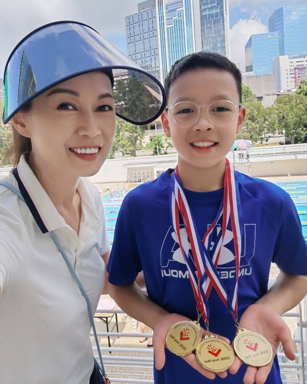 香港娛樂 為了改善情況,姚瑩瑩決定帶Evan到診所進行檢查和治療。(圖片來源:IG@eileenyeow)