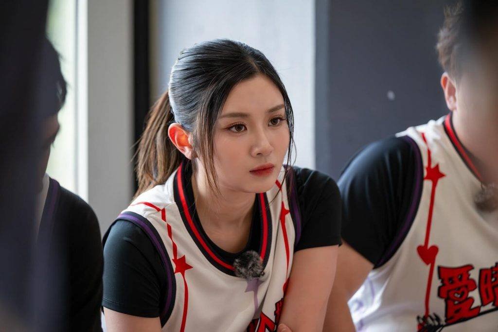公司逼我打籃球 viutv (圖片來源:IG@candyw1219)