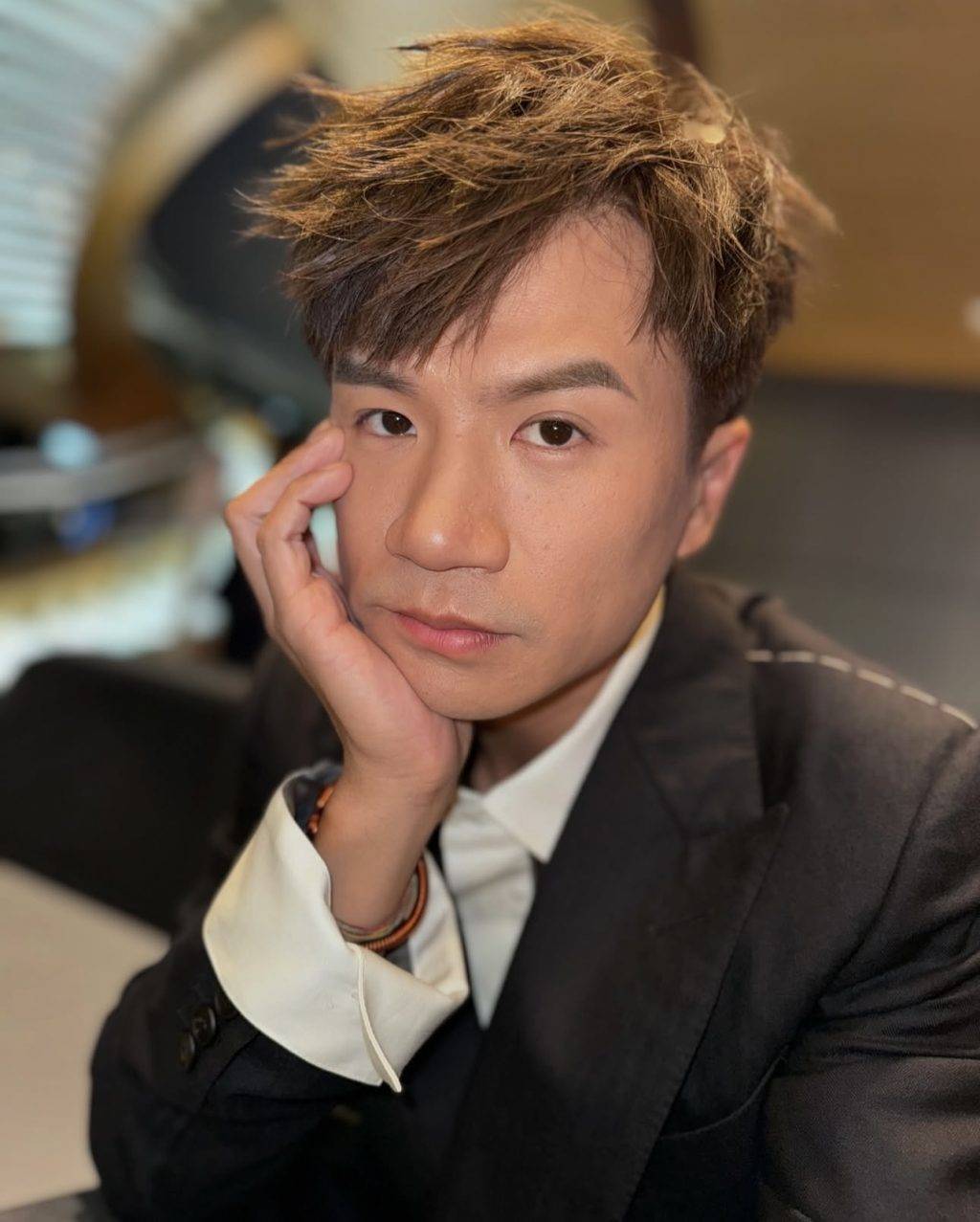 梁釗峰 偷食 (圖片來源:ig@callstarcf)