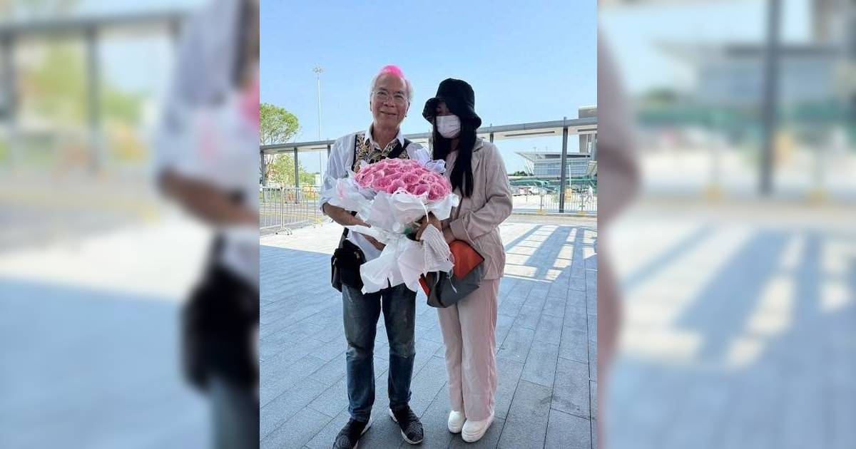 王青霞刑滿出獄即被遞解出境 李龍基捧60枝玫瑰花迎接 激動交代最新安排