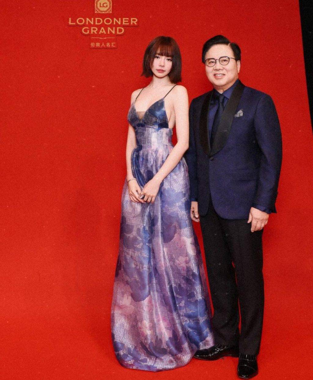 林明禎 澳門 林明禎在社交平台曬出日前於澳門出席活動時嘅照片,而佢身旁嘅係金沙中國CEO王英偉。(圖片來源:ig@minchen333)
