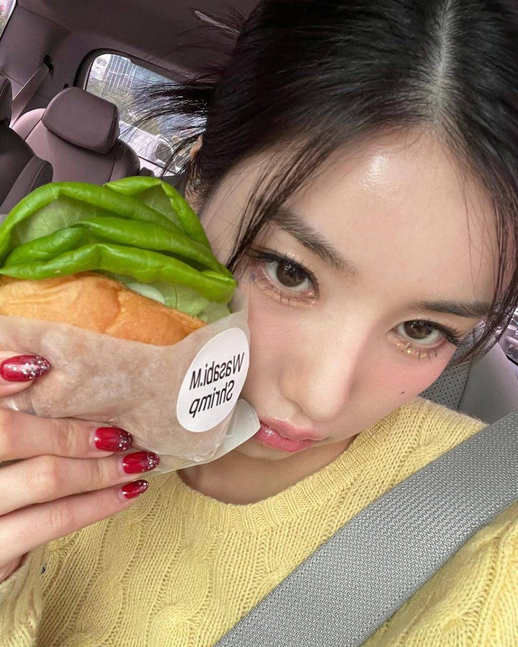 權恩妃 (圖片來源:IG@silver_rain.__)