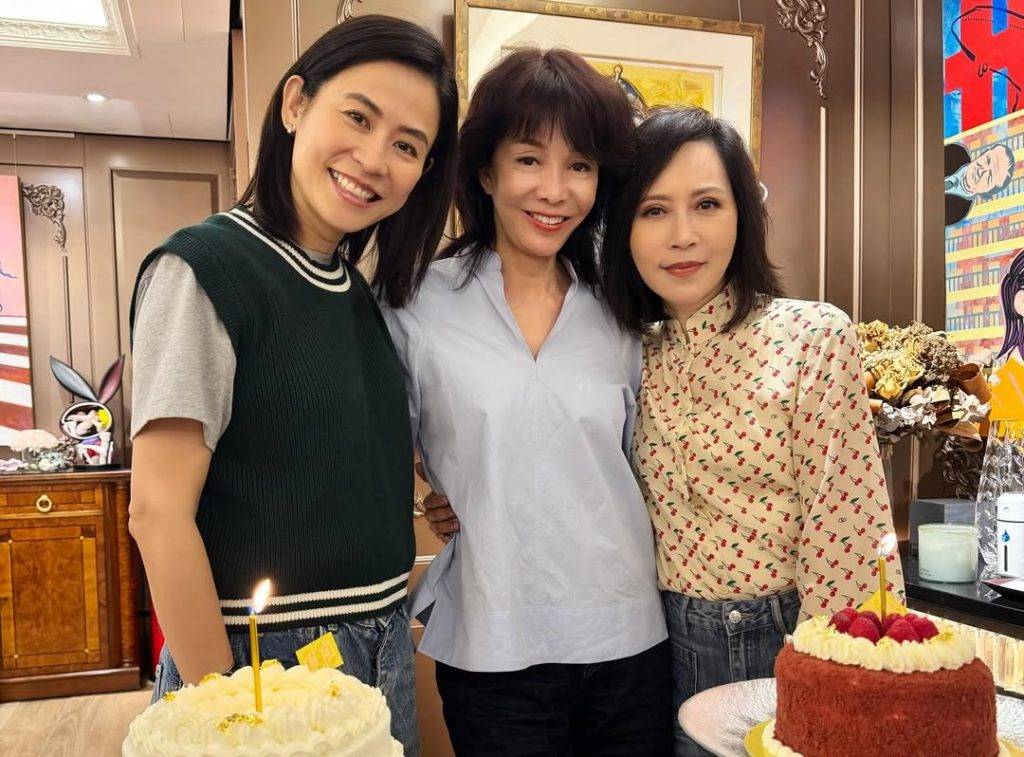 53歲 吳美珩 (圖片來源:IG@do_do_cheng)