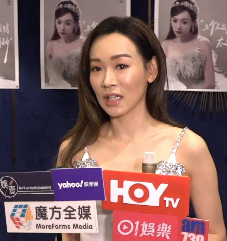 楊思琦 港姐 楊思琦就表示新歌自資五位數字製作,希望藉歌曲帶出對愛情與家庭的珍視,更預計歌曲未來會在150個平台推廣。(圖片來源:youtube@MoreForms Media魔方全媒)