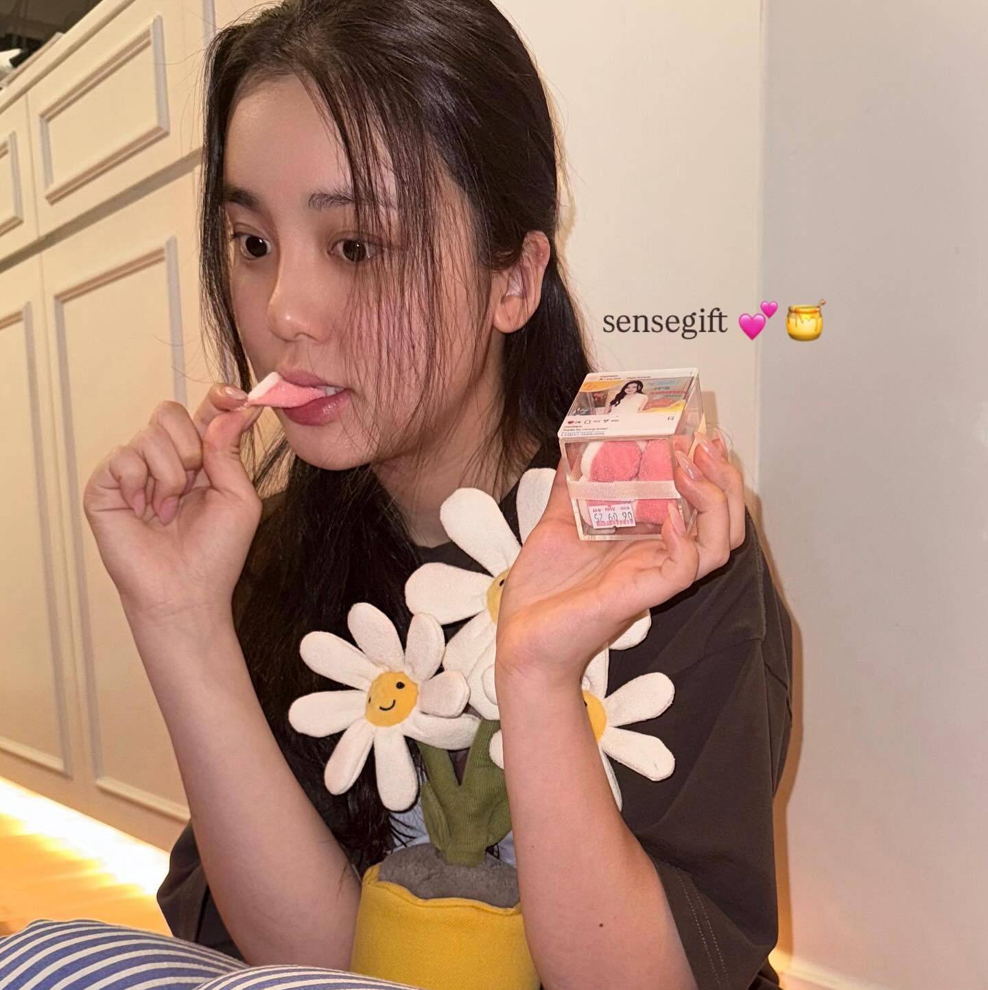 姚焯菲 愛回家之開心速遞 (圖片來源:姚焯菲IG)