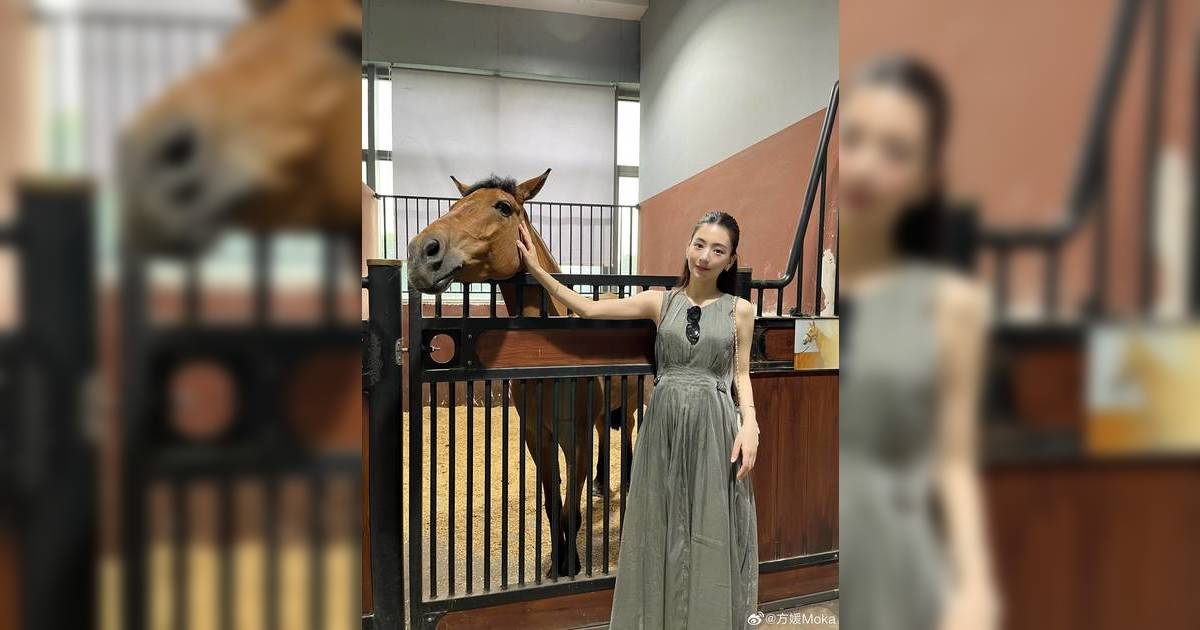 38歲方媛懷胎8月驚爆高危活動  挺8月巨肚帶女出海騎馬 母女合照曬溫馨