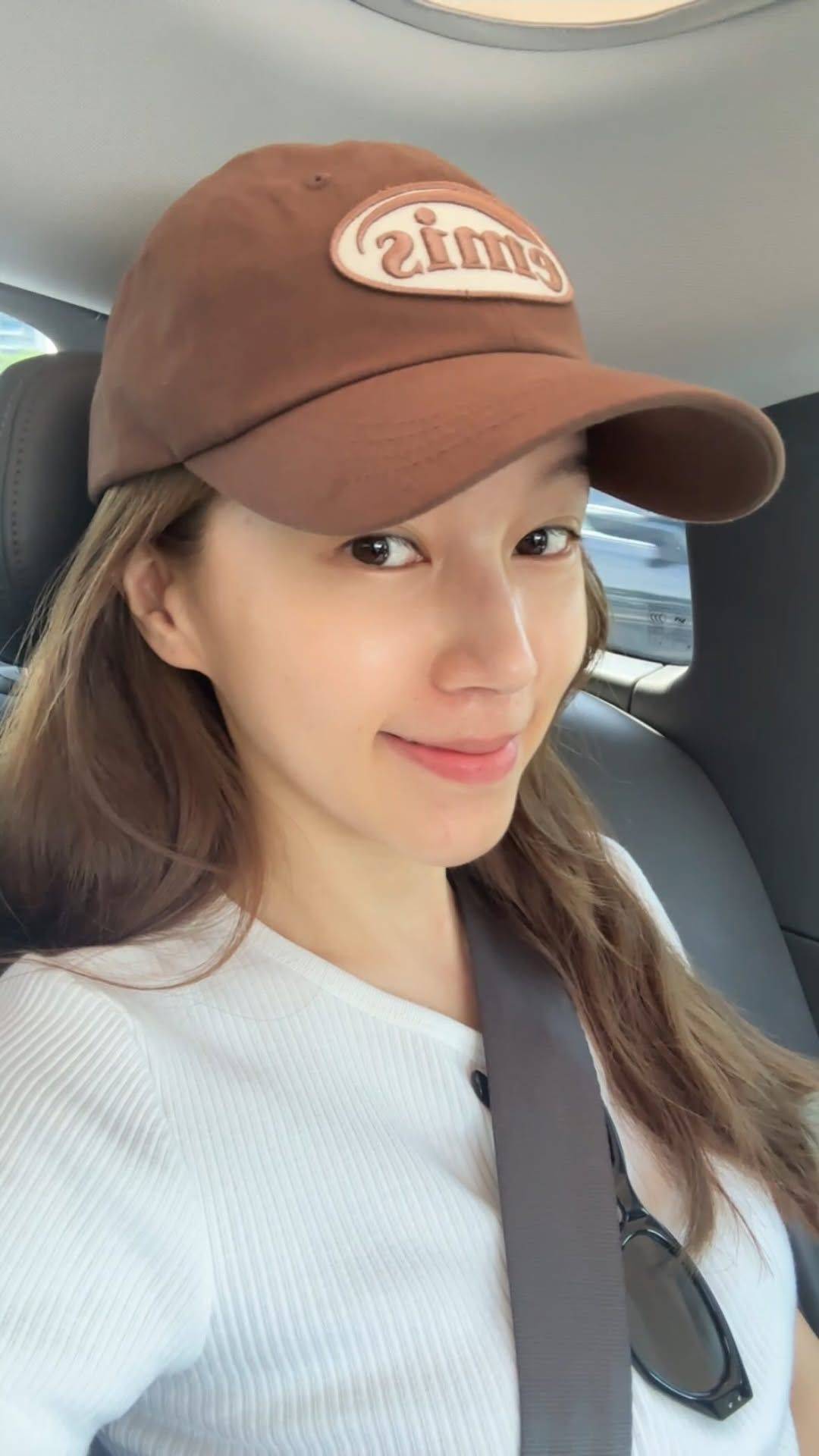 傅嘉莉 玫瑰戰爭 (圖片來源:IG@kelly.fuu)