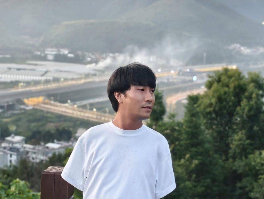 李金凱 中年好聲音3 李金凱過去對裝義肢一事比較有保留,認為裝後反而會令動作變得更慢。(圖片來源:IG@lijinkai1212)