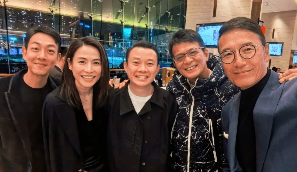 許紹雄 病危 梁烈唯亦貼出多套劇組re-u的合照!(圖片來源:梁烈唯IG)