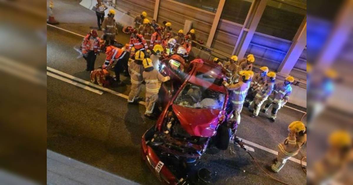 大圍私家車撼重型拖車 一家三口急送院 母親重創昏迷 父親被捕 附事發經過