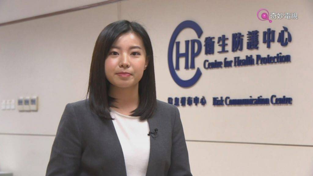 袁沅玉 tvb主播 讀大學期間,袁沅玉曾於有線新聞做實習記者,當時的她仍是面圓圓。(圖片來源:有線新聞截圖)