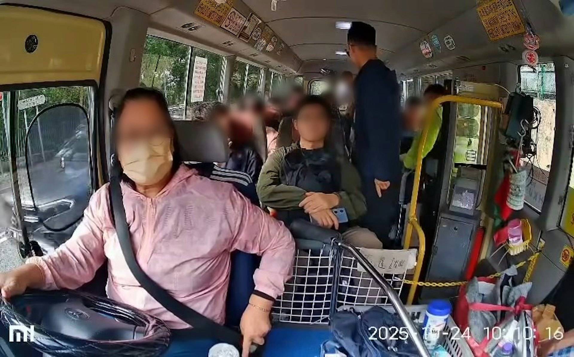 小巴安全帶 罰款 (圖片來源:網上影片截圖)