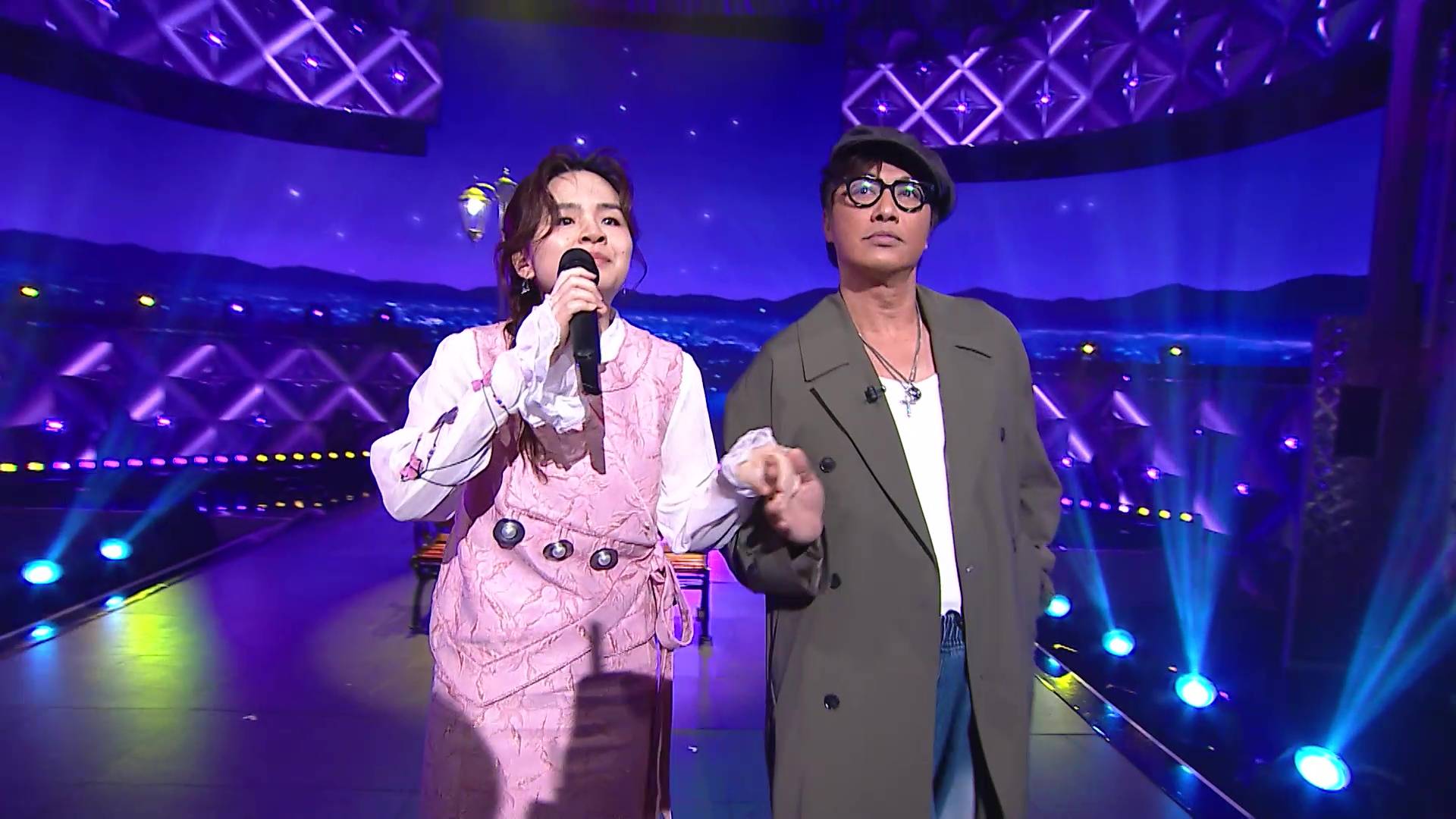 蕭凱恩 聲秀決賽 蕭凱恩與譚耀文透過節目發展出深厚師徒感情。(圖片來源:TVB)