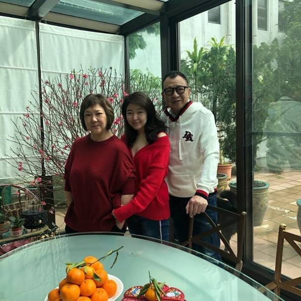 許紹雄 龍嬿而 (圖片來源:IG@benz_hui )