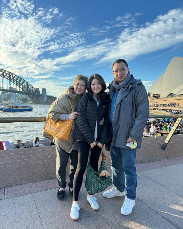 許紹雄 龍嬿而 (圖片來源:IG@benz_hui )