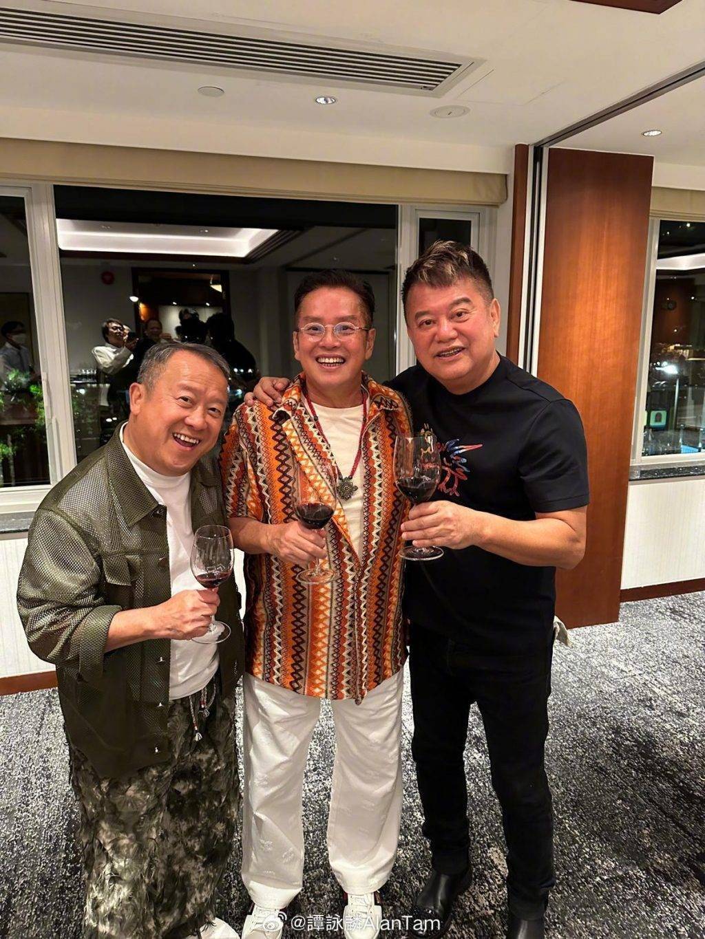 陳百祥 曾志偉 (圖片來源:譚詠麟微博)