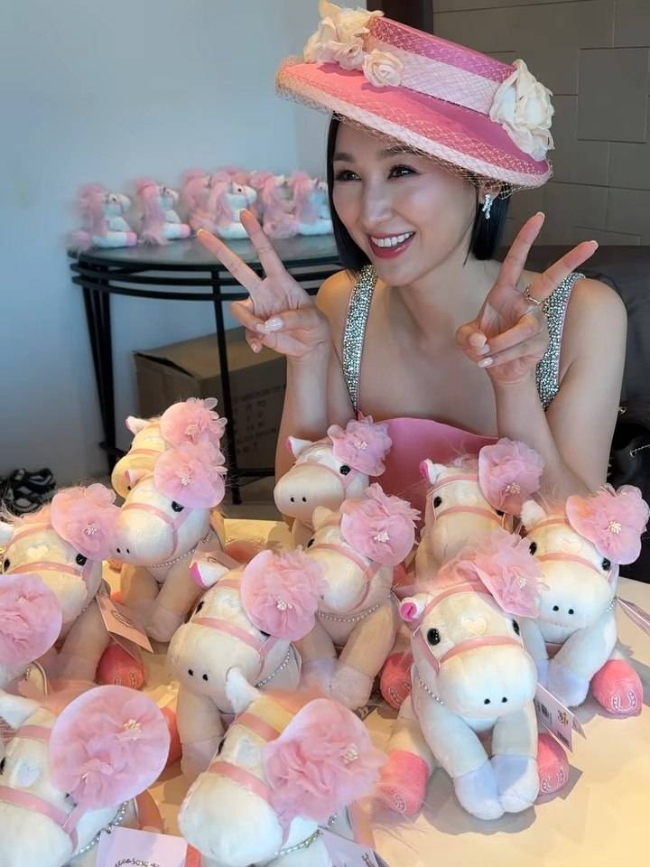 高海寧 新聞女王2 (圖片來源:IG@sammkoling)