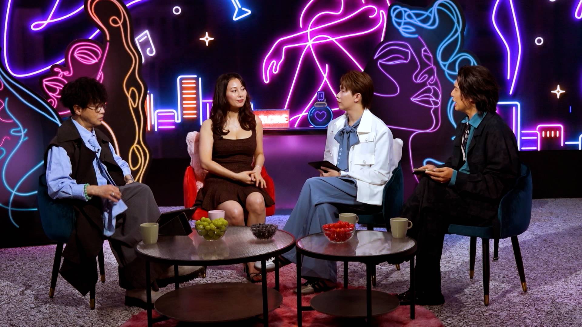 袁嘉敏 富三代 袁嘉敏在《晚吹-怨女俱樂部》中回應富三代傳聞(圖片來源:ViuTV)