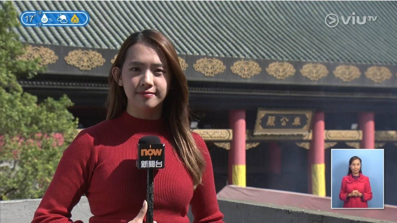 劉倩桐 now 過新年車公廟採訪 (圖片來源:NowTV)